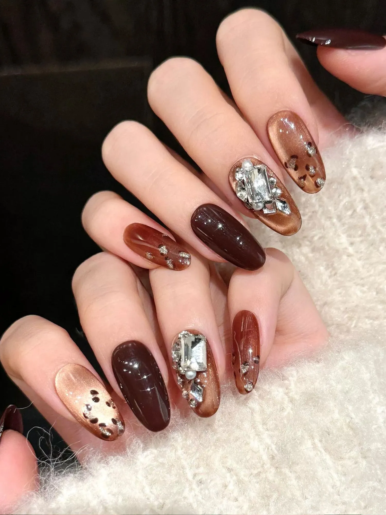 Brown Cat-Eye with Rhinestone Accents Press-On Nails PN010