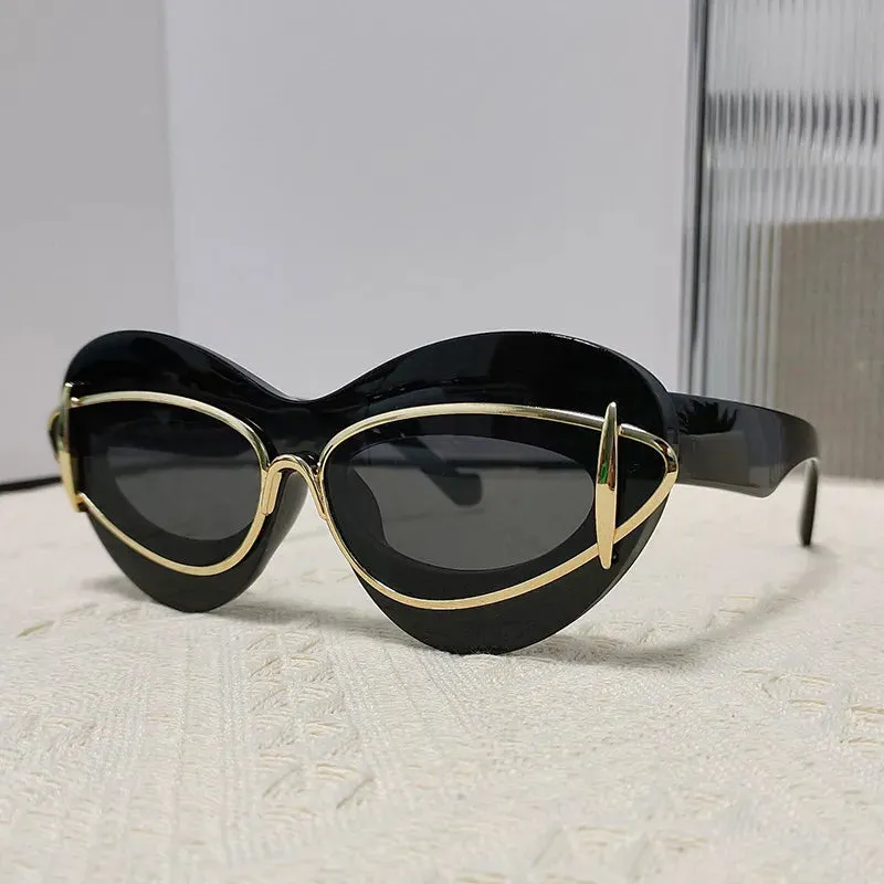 "Christina" Cat Eye Fashion Plastic Sunglasses